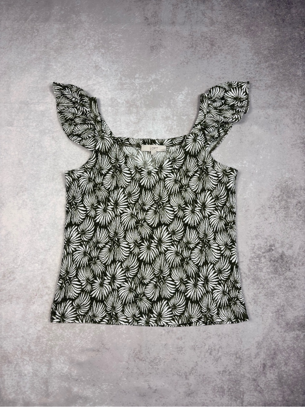 LOFT Green White Floral Flutter Sleeve Top Size M